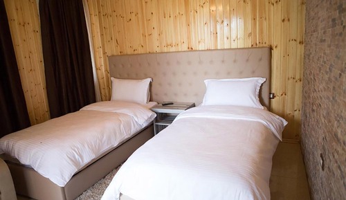 Triple Room, Balcony