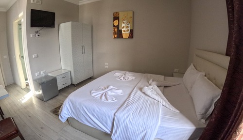 Double Room, Balcony