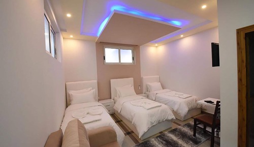 Triple Room, Balcony