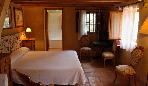 Superior Double Room, Private Bathroom, Garden View