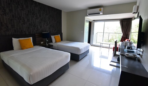 Standard Twin Room