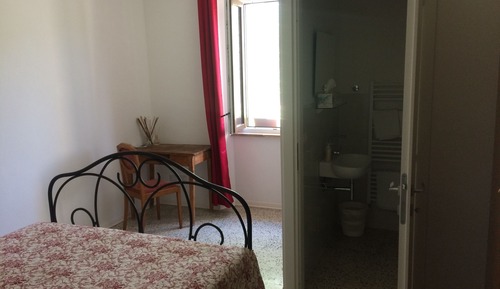 Basic Twin Room, 1 Queen Bed, Non Smoking, Pool View