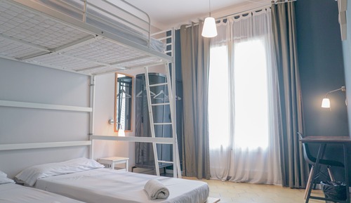 Quadruple Room, Shared Bathroom