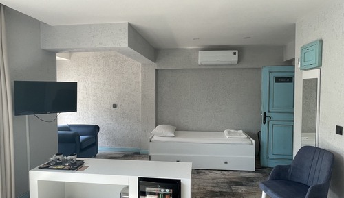 Pedesa Room