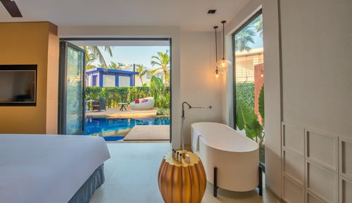 Premium Balcony Twin Bed, INR 2000 Meal Credit per stay