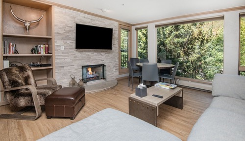 Condo, 2 Bedrooms