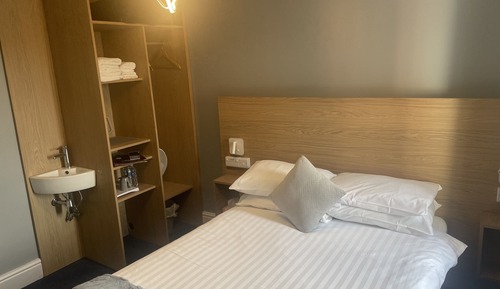Basic Double Room, Shared Bathroom