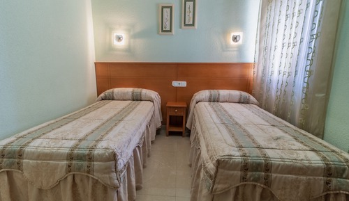 Twin Room, Private Bathroom