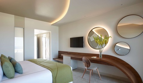 Deluxe Room, Pool Access, Sea View