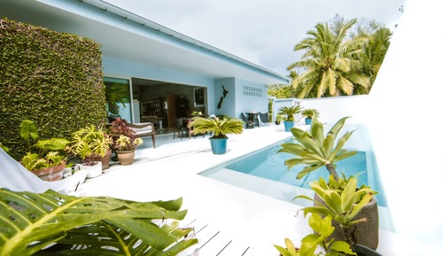 Beachfront Villa 1