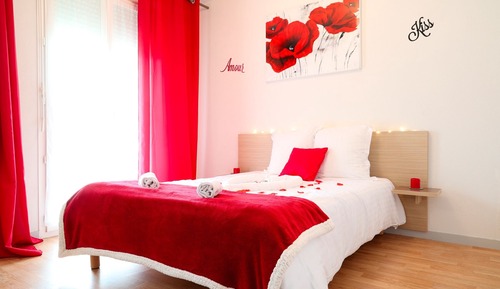 Romantic Studio