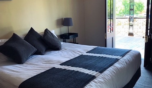 Flat 1