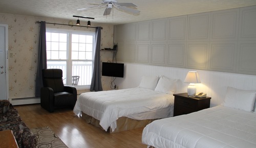 Family Quadruple Room, 2 Double Beds, Non Smoking, Kitchenette
