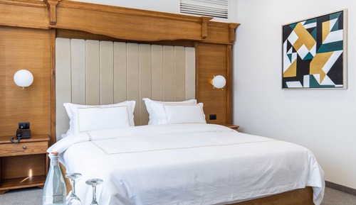 Deluxe Double Room, Garden View
