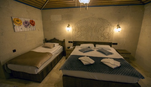 Comfort Triple Room, Fireplace