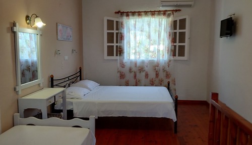 Family Duplex, 1 Bedroom, Pool View, Garden Area