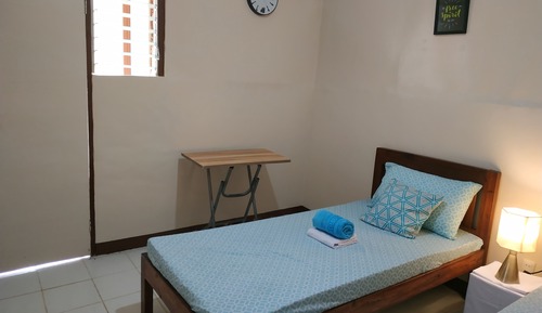Room, Garden Area