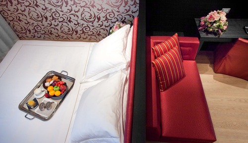 Junior Suite, 1 King Bed, Jetted Tub