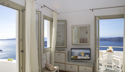 Superior Studio Suite, 1 Queen Bed, Sea View