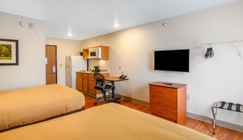 Standard Room, 2 Double Beds, Non Smoking
