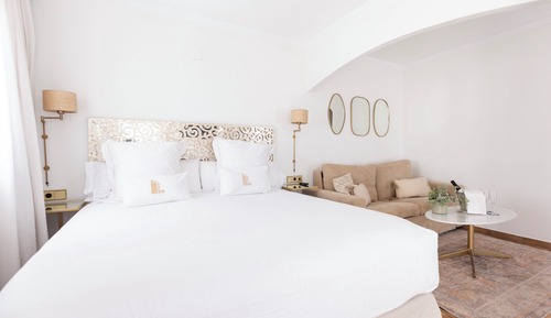 Suite with terrace, harbor view