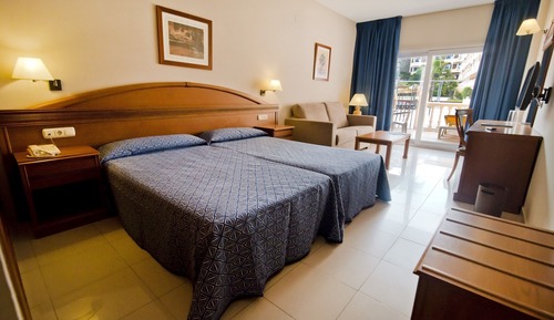 Triple Room (3 adults)
