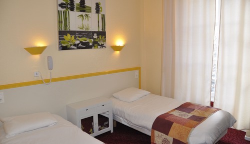 Standard Twin Room