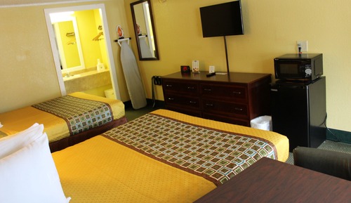 Room, 2 Queen Beds, Non Smoking