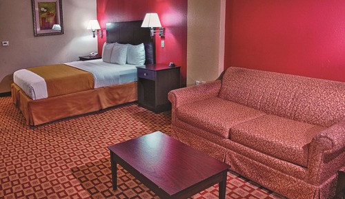 Room, 1 King Bed, Accessible, Non Smoking (Mobility,Hearing,Tub w/Grab Bars)