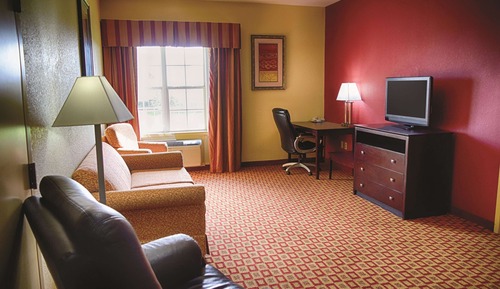 Suite, 1 King Bed, Non Smoking