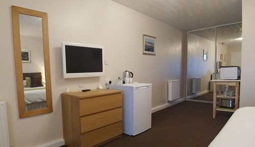 Double Room, Ensuite (With Extra Facilities )