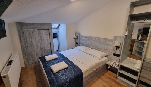 Economy Loft