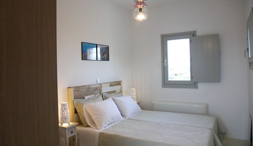 Panoramic House, Partial Sea View