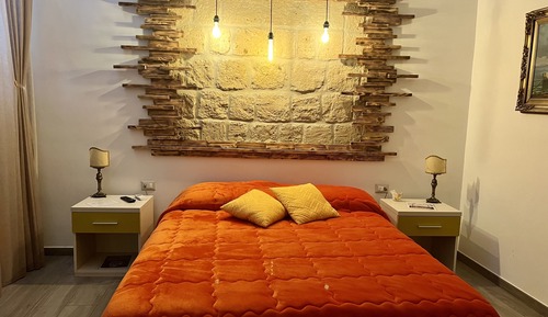 Luxury Triple Room, Ensuite, Mountainside