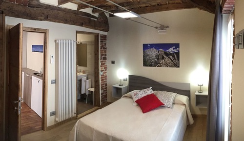 Double Room, Annex Building