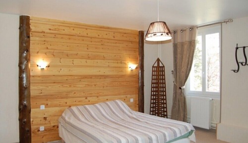 Double Room (Sapin)