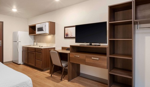 Room, 1 Queen Bed, Accessible, Non Smoking (Bathtub)