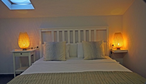 Duplex (Attic)
