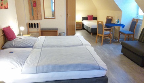 Triple Room, Non Smoking, Garden View