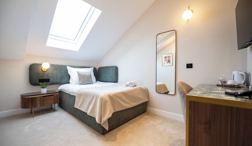 Premium Single Room