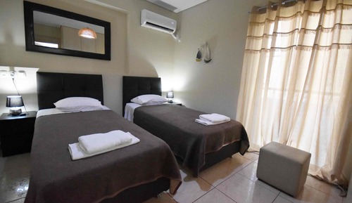 Standard Room, 1 Queen Bed, Non Smoking, Ensuite (R11)