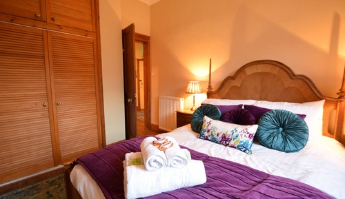 Apartment (2 Bedrooms)