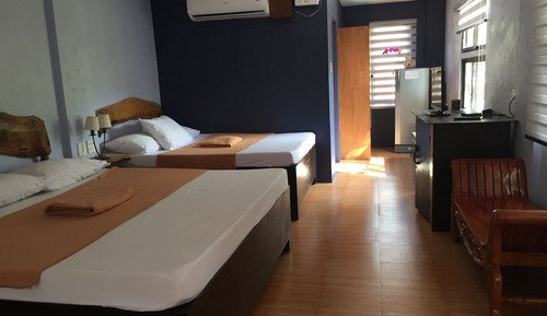 Second Floor Family Seaview Room for 5 Pax