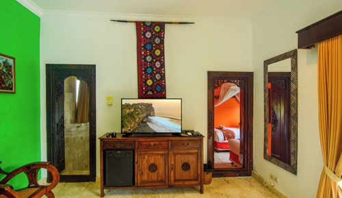 Family Studio