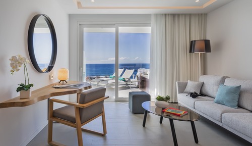 Junior Suite, Hot Tub, Oceanfront