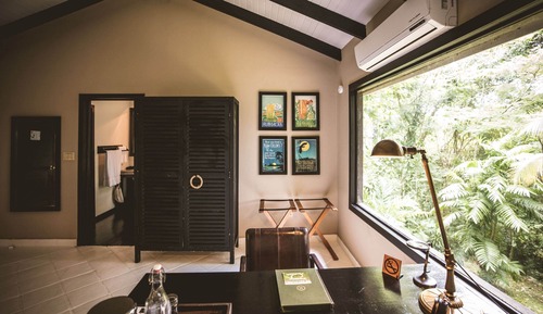 Deluxe Studio Suite