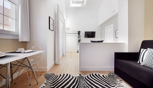 Studio, Terrace