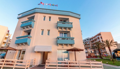 Basic Studio, 1 Bedroom, Beachfront