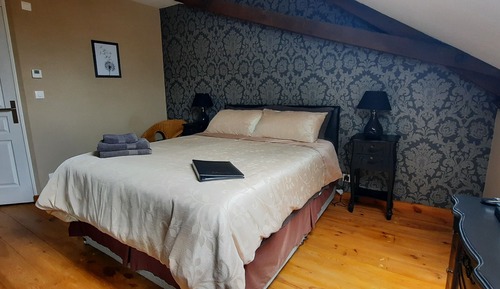 Standard Double Room, Ensuite (Chambre BAROQUE)