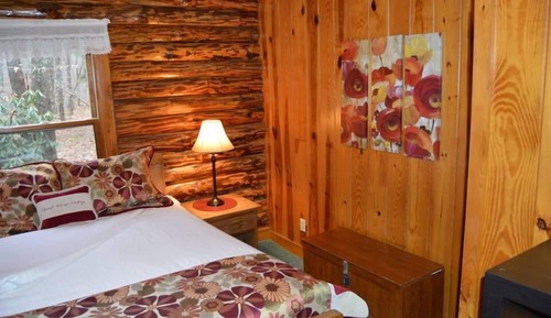 Cabin, 3 Bedrooms, Hot Tub, River View